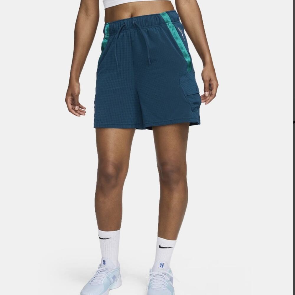 Nike Womens Sabrine Ionescu Basketball Shorts Size XL